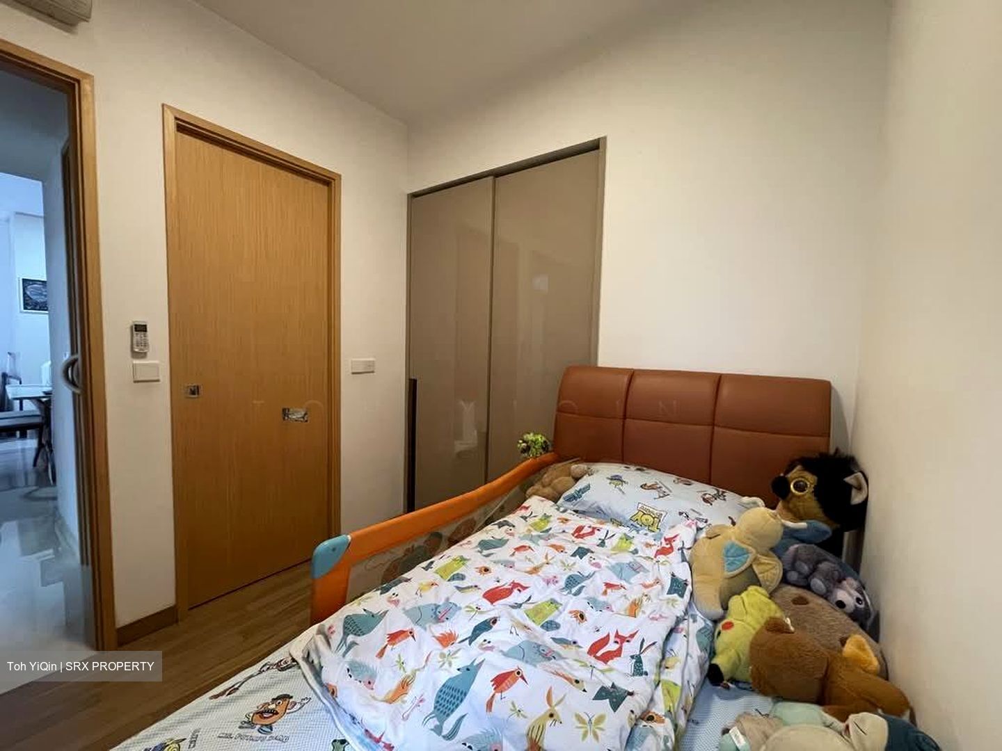 Commonwealth Towers (D3), Condominium #535977021